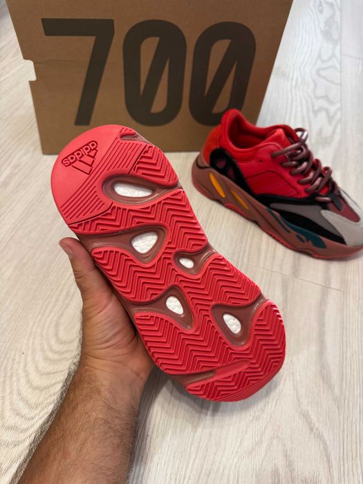 Adidasi Yeezy Boost 700, SNEAKERS Premium NOI, Full Box