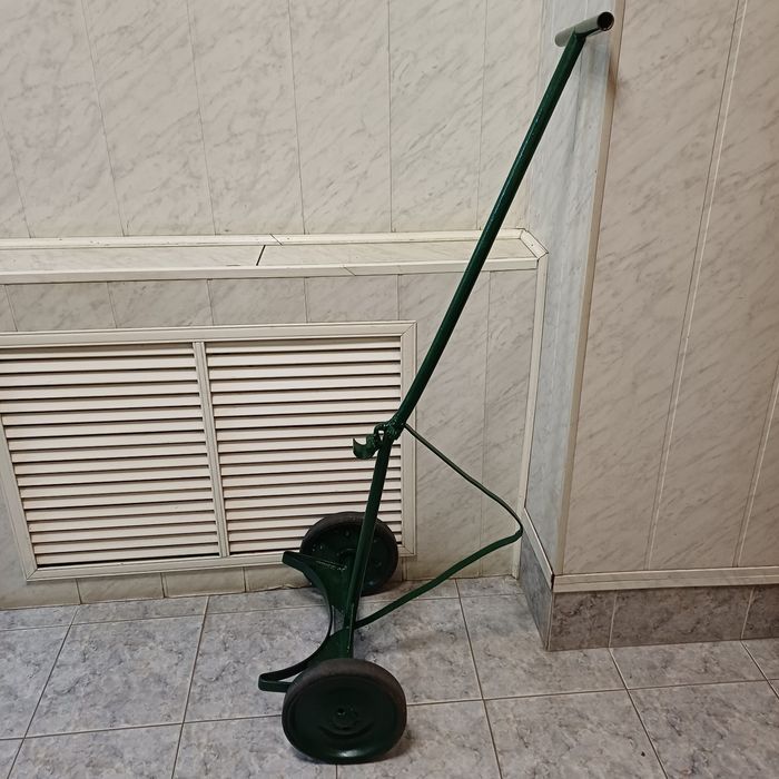 Тележка под флягу алюминиевую