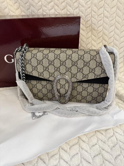 Дамска чанта нова