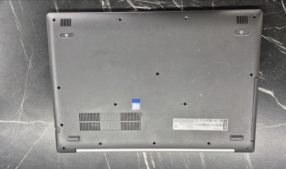 Lenovo Idea Pad 330
