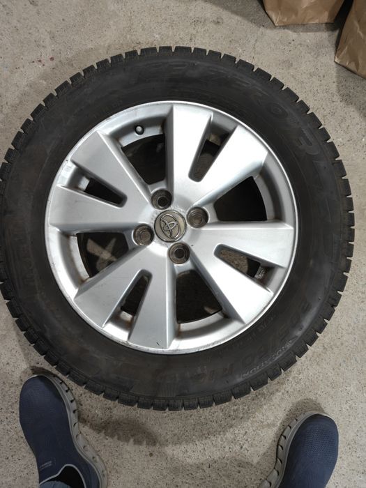 Резина зима Pirelli ice zero F с дисками r16