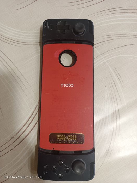Motorola motomod gamepad