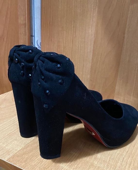 Оте адеми ынгайлы аяк кимдер