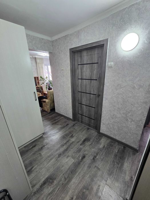 Продам 2-ух комнатную квартиру