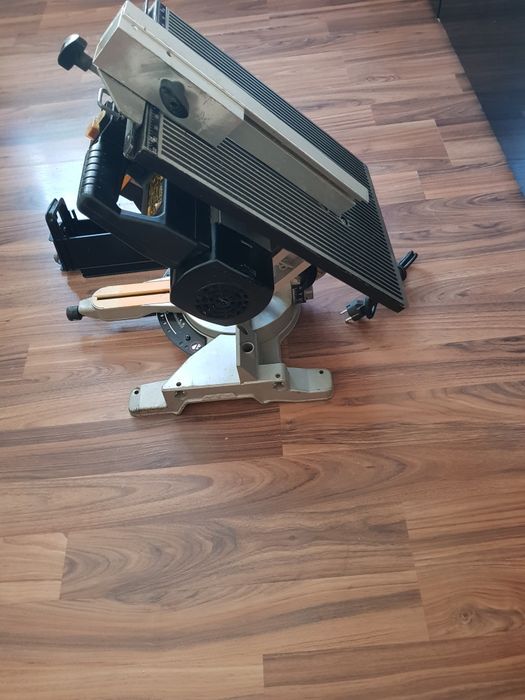 Circular Dewalt DW 711 cu motor pe inducție
