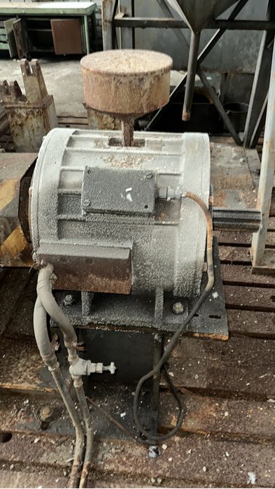 Продам двигателяи генераторы