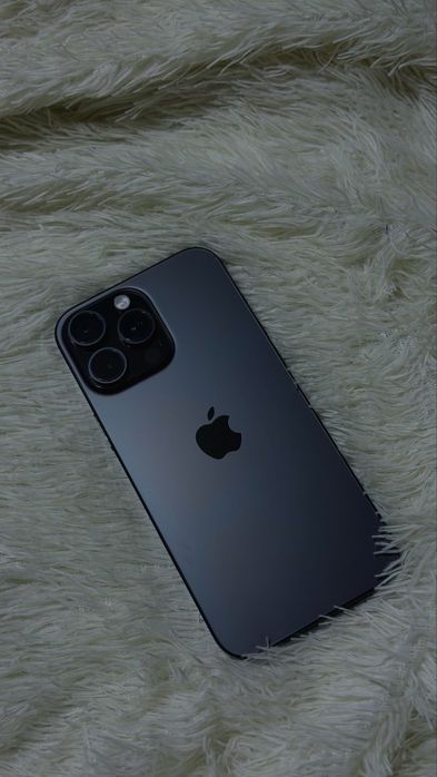 Продам айфон 16 про макс 512