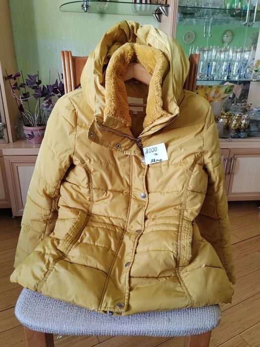 Продам куртки разные