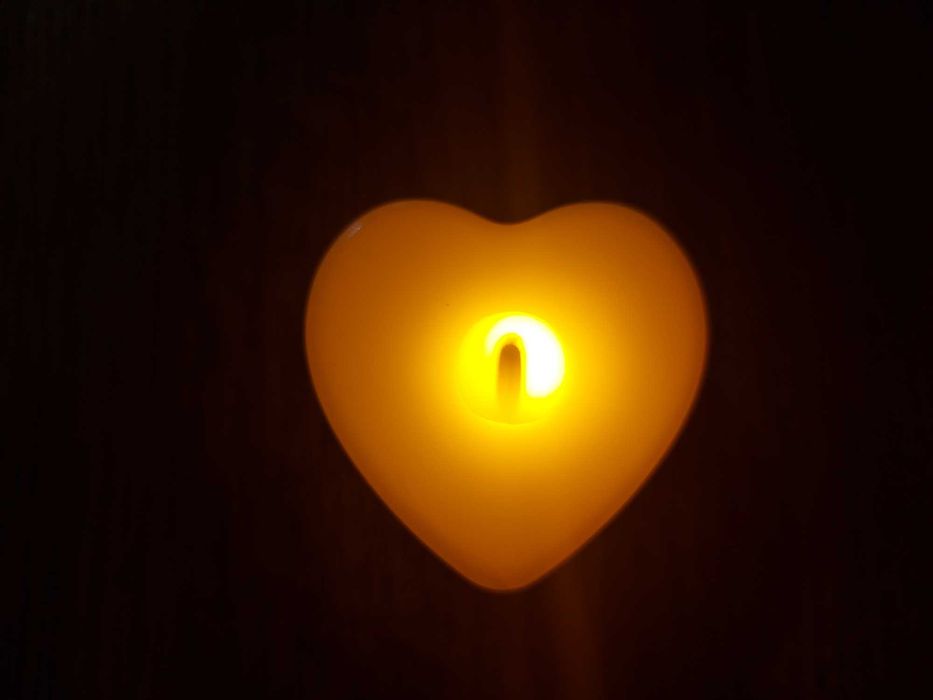 Новые электронные свечи в форме сердце красивые декоративные