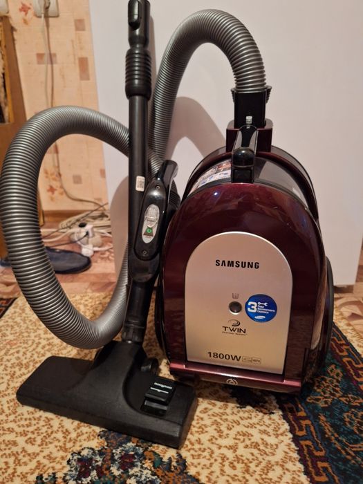 Пылесос Самсунг 1800ватт