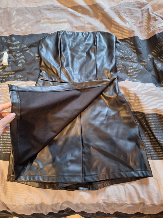 Кожен дамски гащеризон