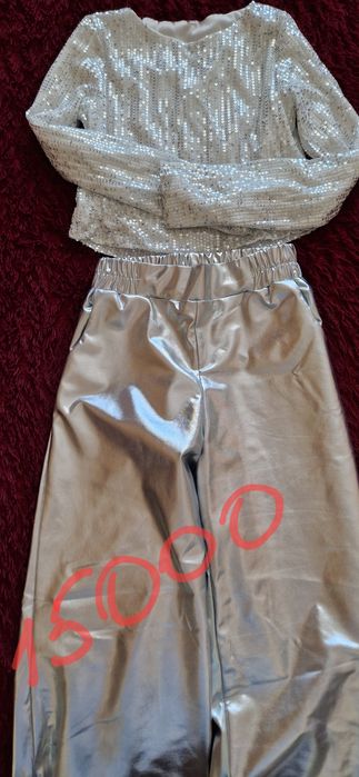 Продам  детские вещи