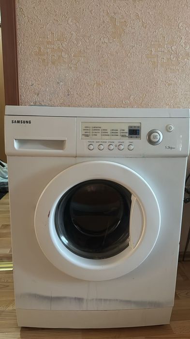 Продаю стиральную машину