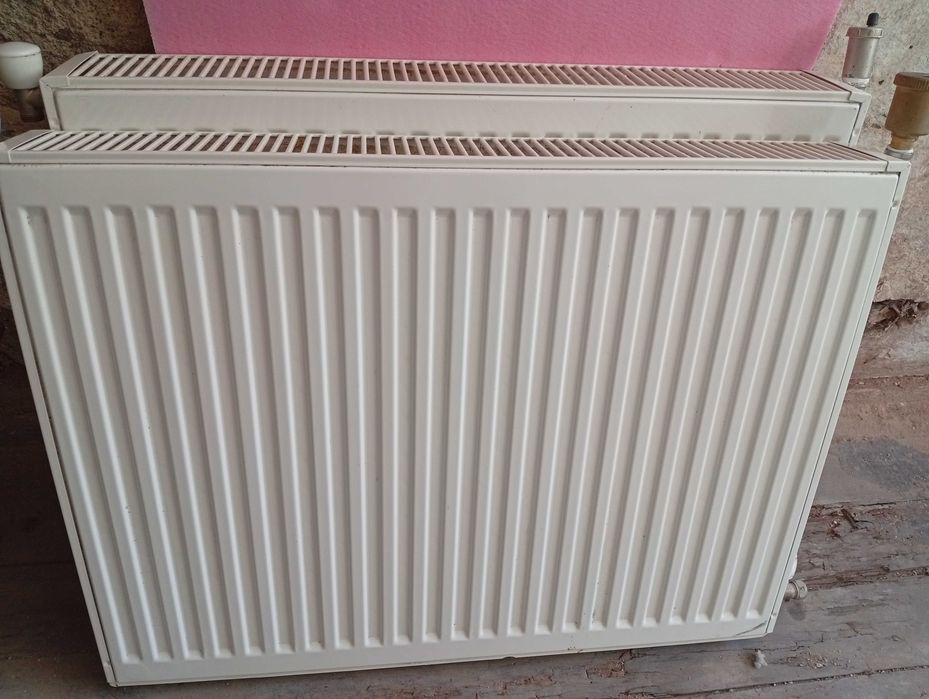 Комплект за локално парно-камина Prity 14 KW(водна риза 10 KW),два радиатора,помпа Wilo и UPS.