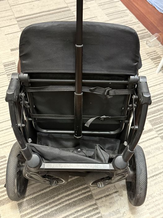 Продам срочно коляску Tomix Kelly