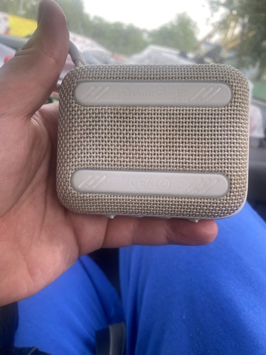 Продам колонки JBL оригинал