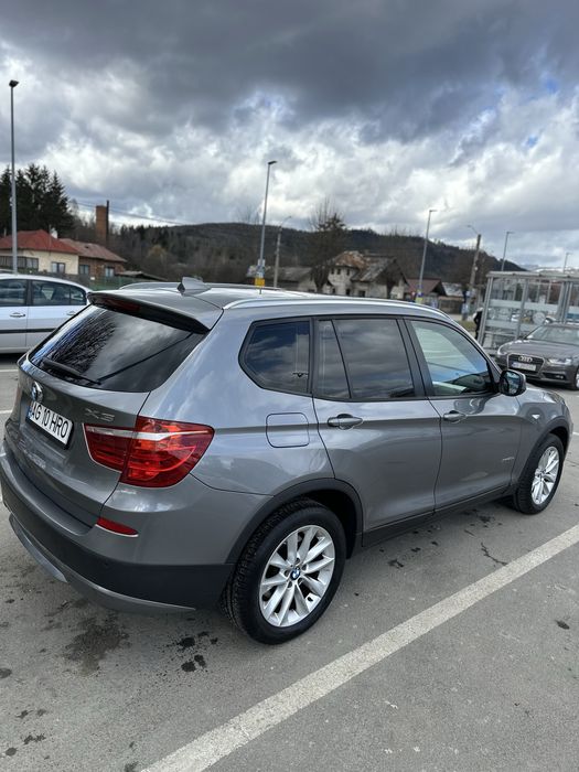BMW X3 2.0d xDrive 184CP • 8 trepte • Navi mare • Panoramic