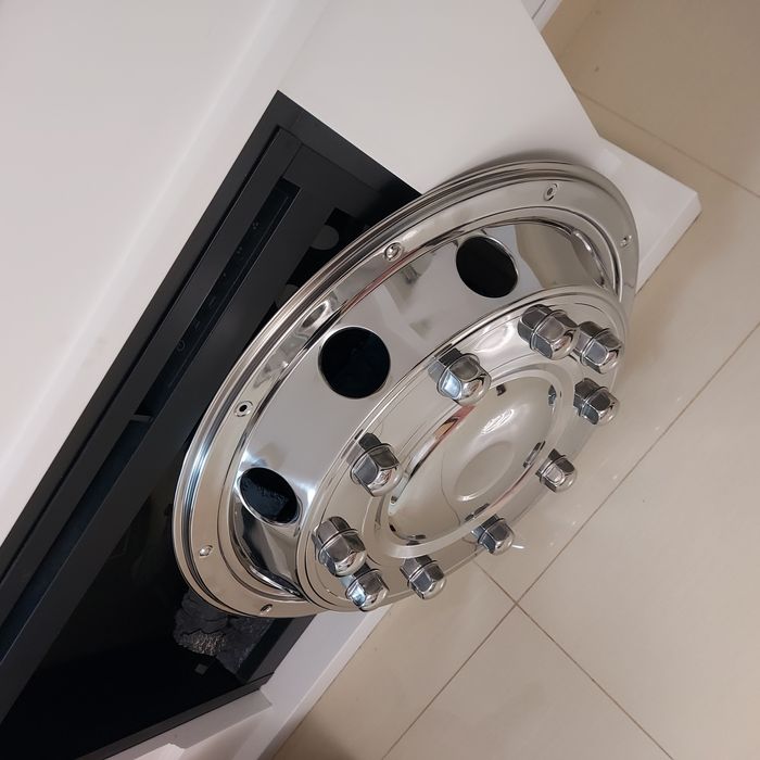 Set 2 capace Roți față  Camion/ Autocar , motricele