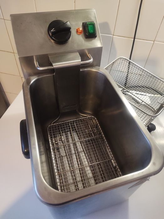 Професионален Фритюрник 4л.