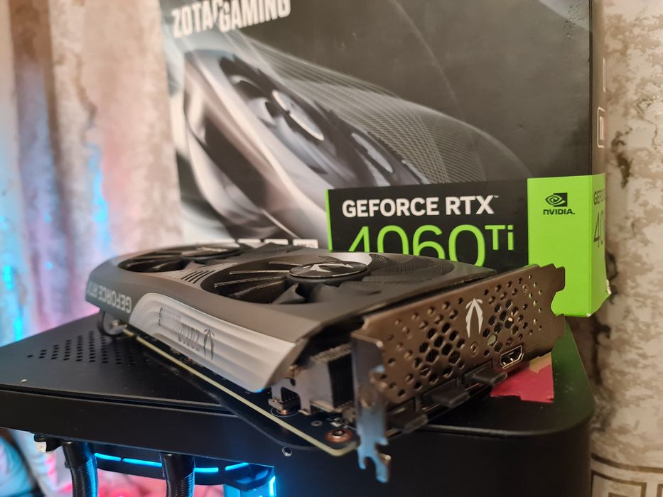 Продам RTX 4060 Ti 8GB Zotac Edge