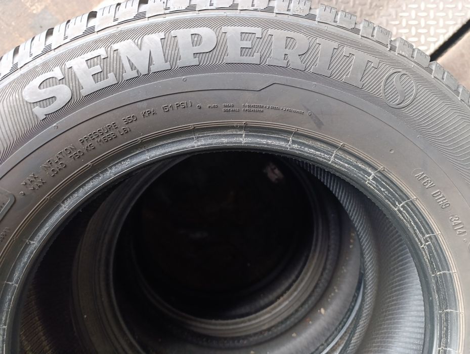 Anvelope de iarnă 215 65 16 Semperit