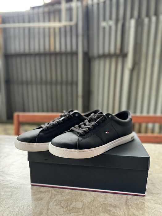 Tommy Hilfiger кеды