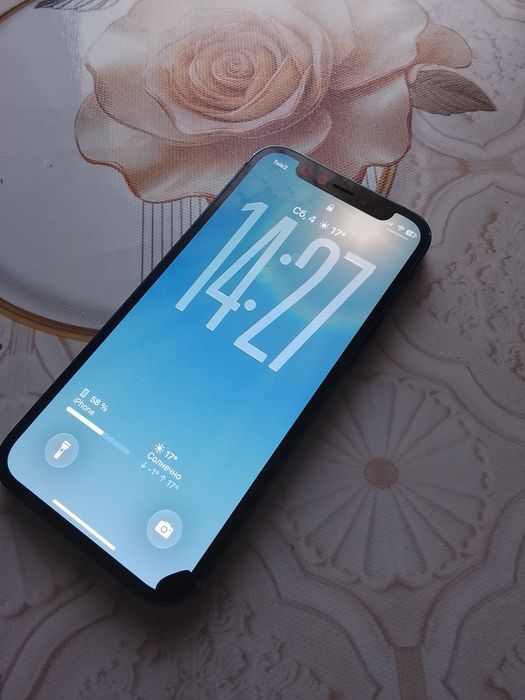 Продам iPhone 12 mini