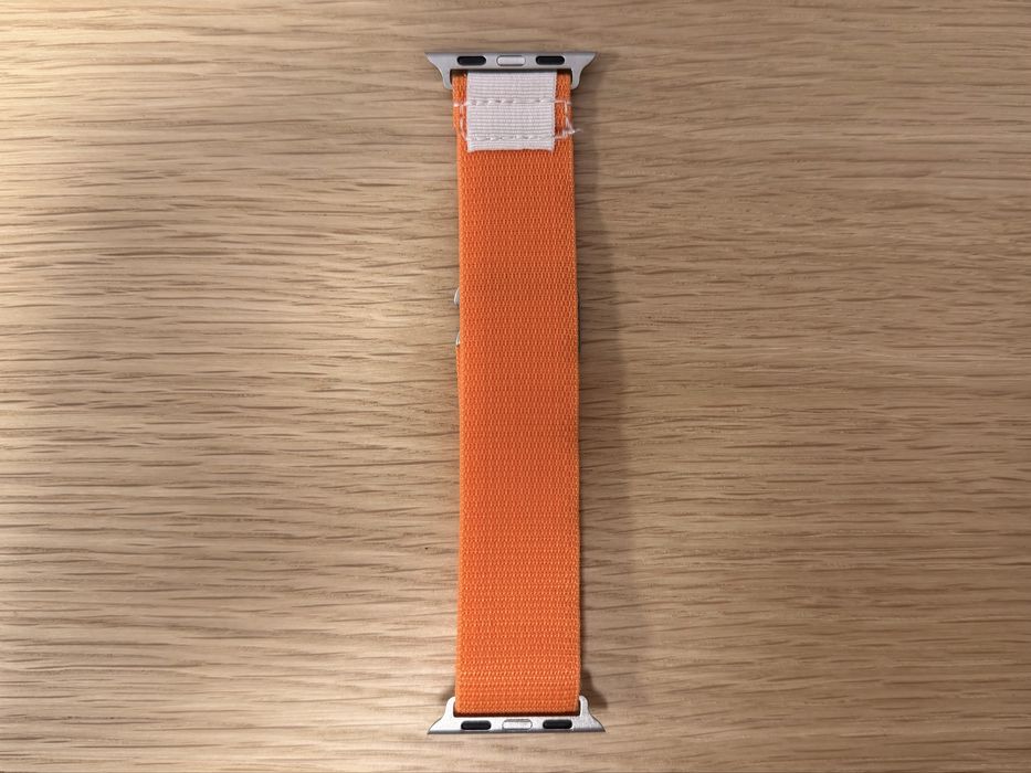 Полимерна Каишка за Apple Watch 38/40/41mm Бяла и Оранжева