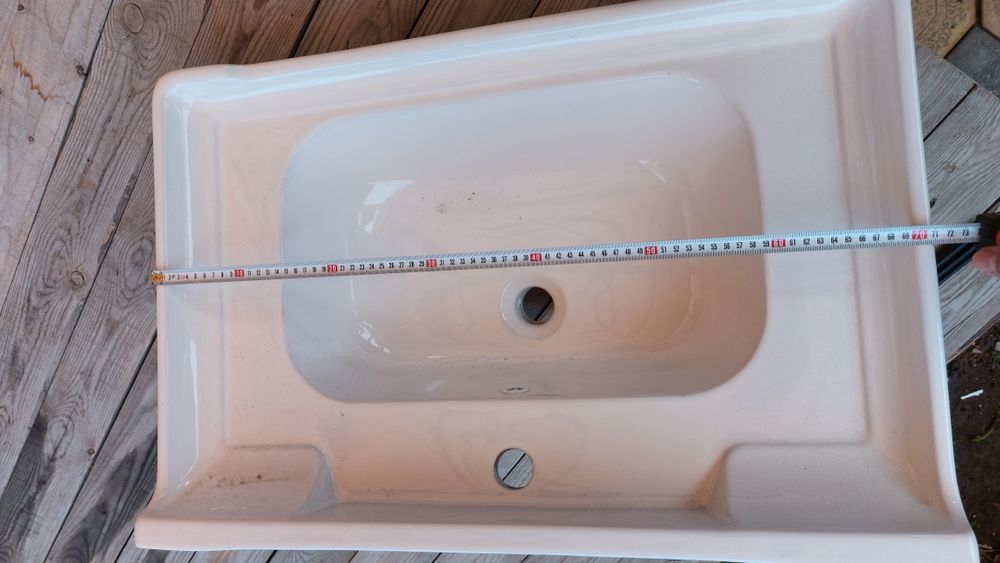 Продам раковину новую