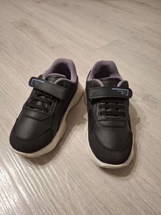 Кроссовки для девочки 32 размер Flo