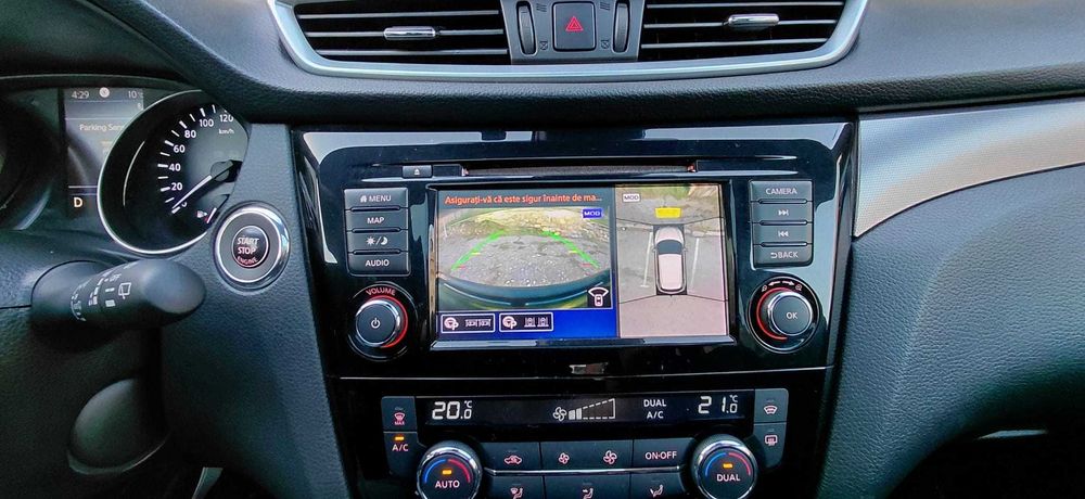 Nissan Qashqai – 1.3 DIG-T Benzina – 160 CP – Cutie automată