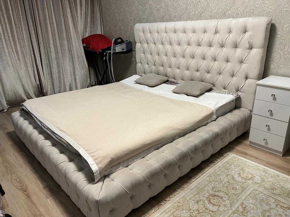 Кровать с ортопедическим матрасом