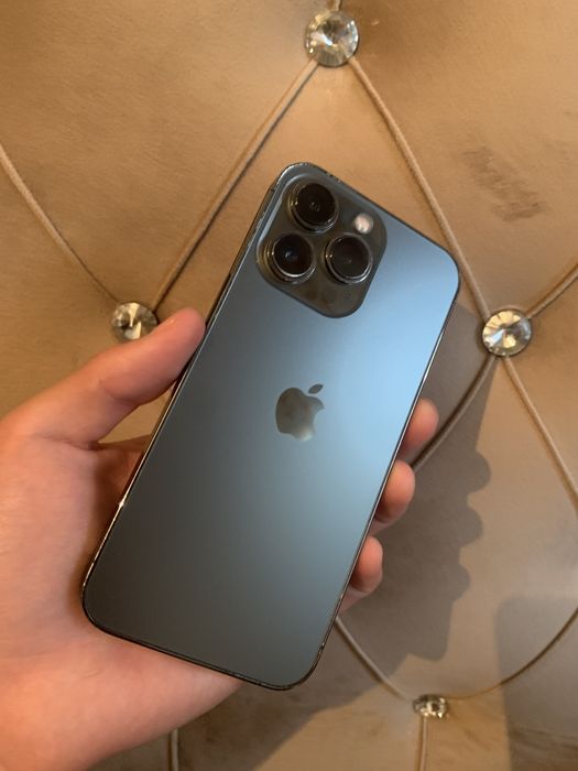 IPhone 13 Pro black