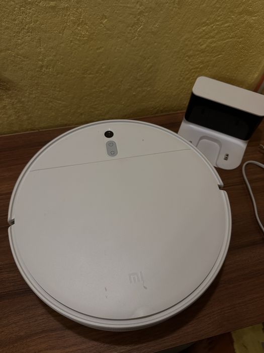 Продам робот пылесос xiaomi mi vacuum mop 2 lite в идеальном состоянии
