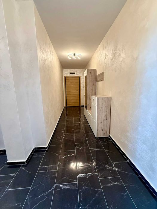 Дава се под наем Тристаен апартамент в Пловдив, Съдийски - 118 кв.м за 612 € - Снимка #12