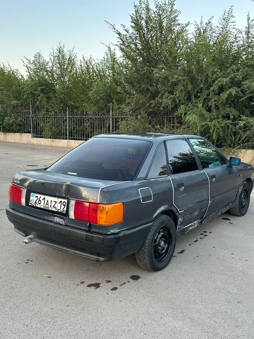 Продам Audi 80 b3