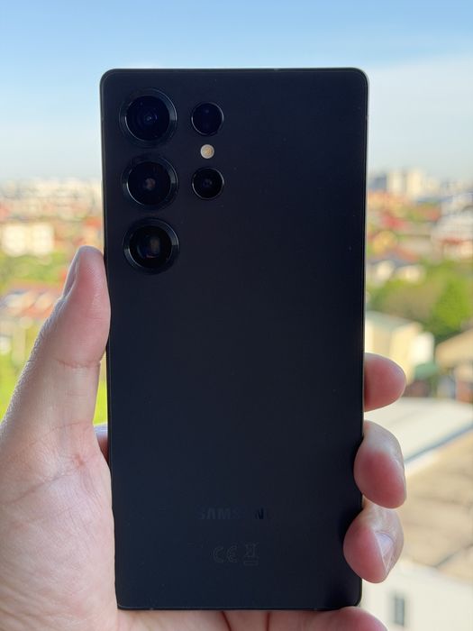 Samsung Galaxy S25 Ultra 512GB Jet Black - pentru pretentiosi!