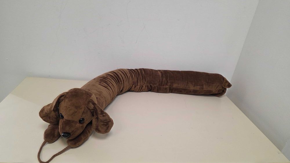 Opritor ușă câine pluș 82 cm WochiTV izolație curent/zgomot