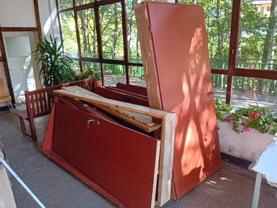 Врати от фазер свалени внимателно