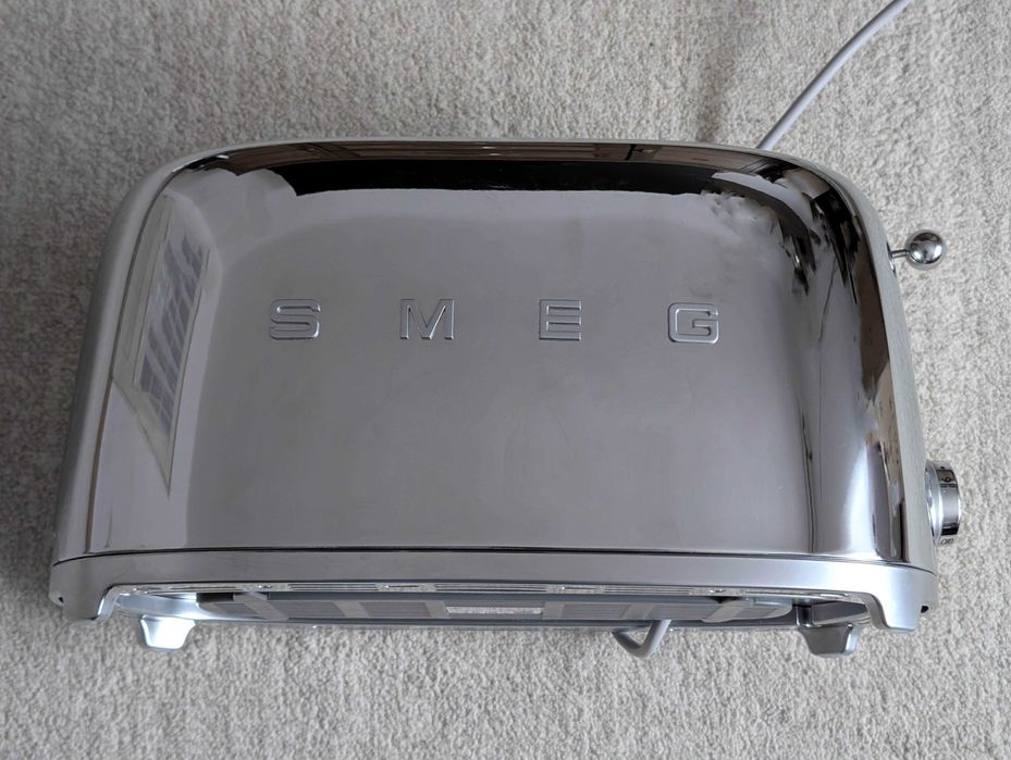 Prajitor de paine Smeg - TSF02SSEU