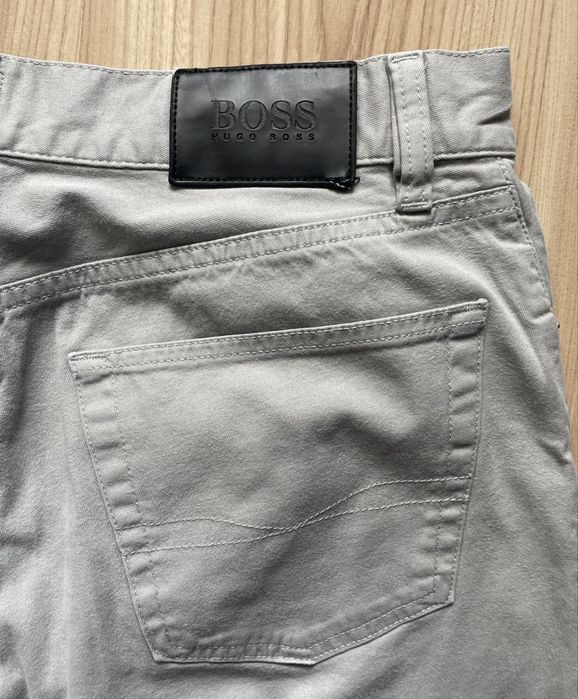 HUGO BOSS / мъжки къс  панталон W31