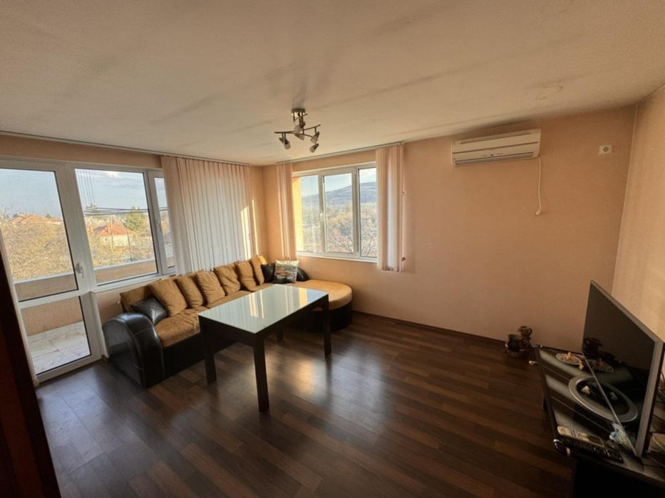 Продава се Къща в с. Първомайци, Област Велико Търново - 250 кв.м за 600 €/кв.м - Снимка #11