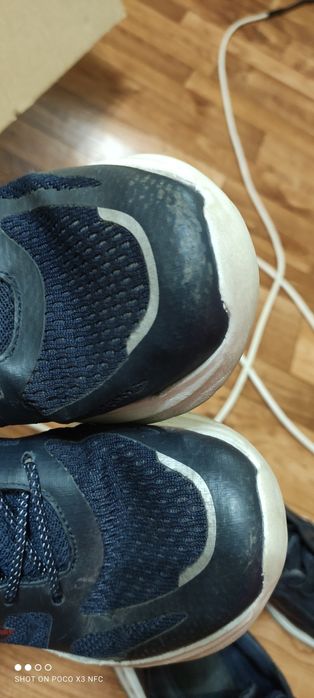 Отдам даром обувь для мальчика