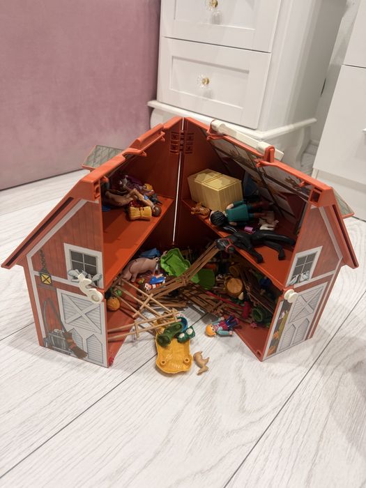 3 playmobil , superbe , toate piesele !