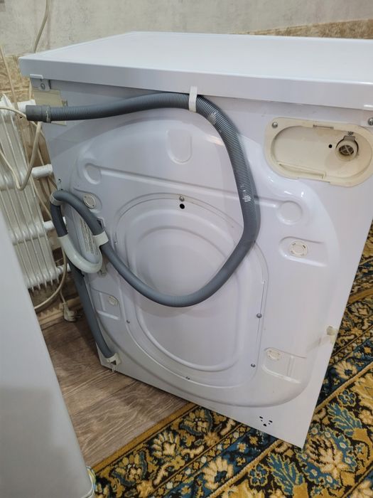 Стиральная машинка indesit