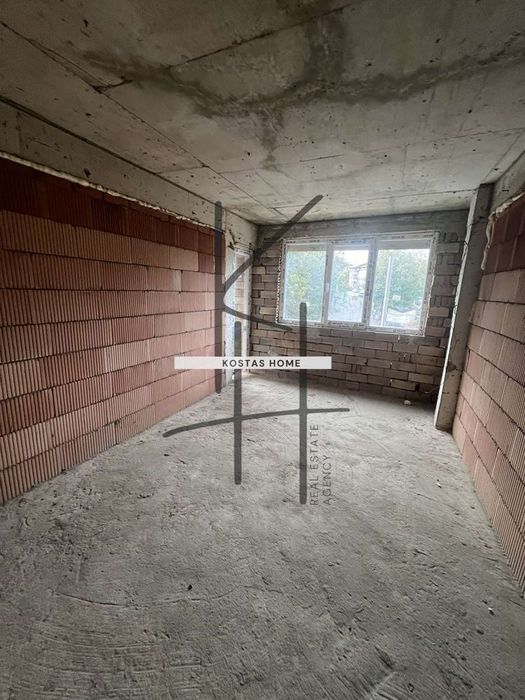 Продава се Четиристаен апартамент в Варна, Аспарухово - 109 кв.м за 1459 €/кв.м - Снимка #1