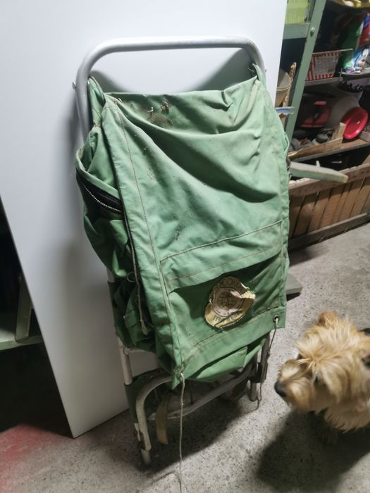 Rucsac cu cadru metalic