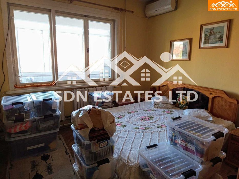 Продава се Тристаен апартамент в Казанлък - 95 кв.м за 1128 €/кв.м - Снимка #2