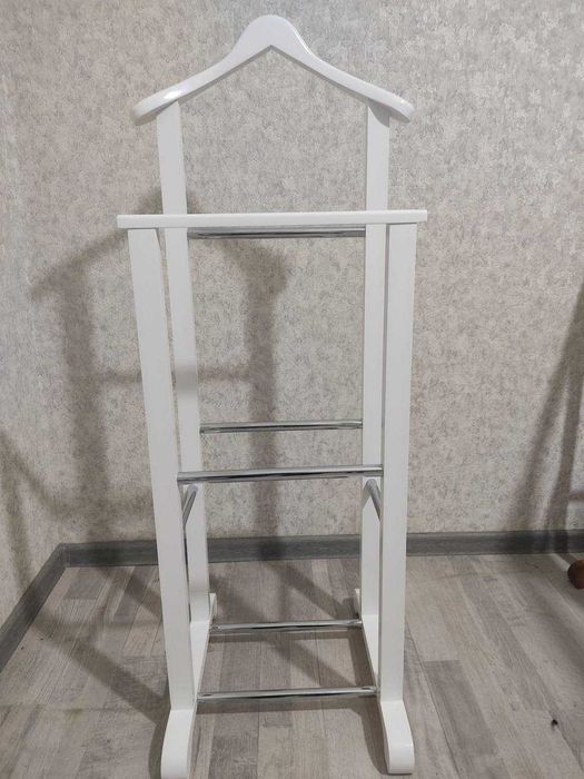 Классическая деревянная вешалка , напольная для одежды, из двух частей