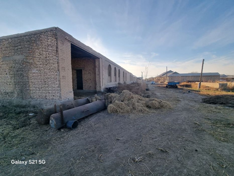 Участка сотилади